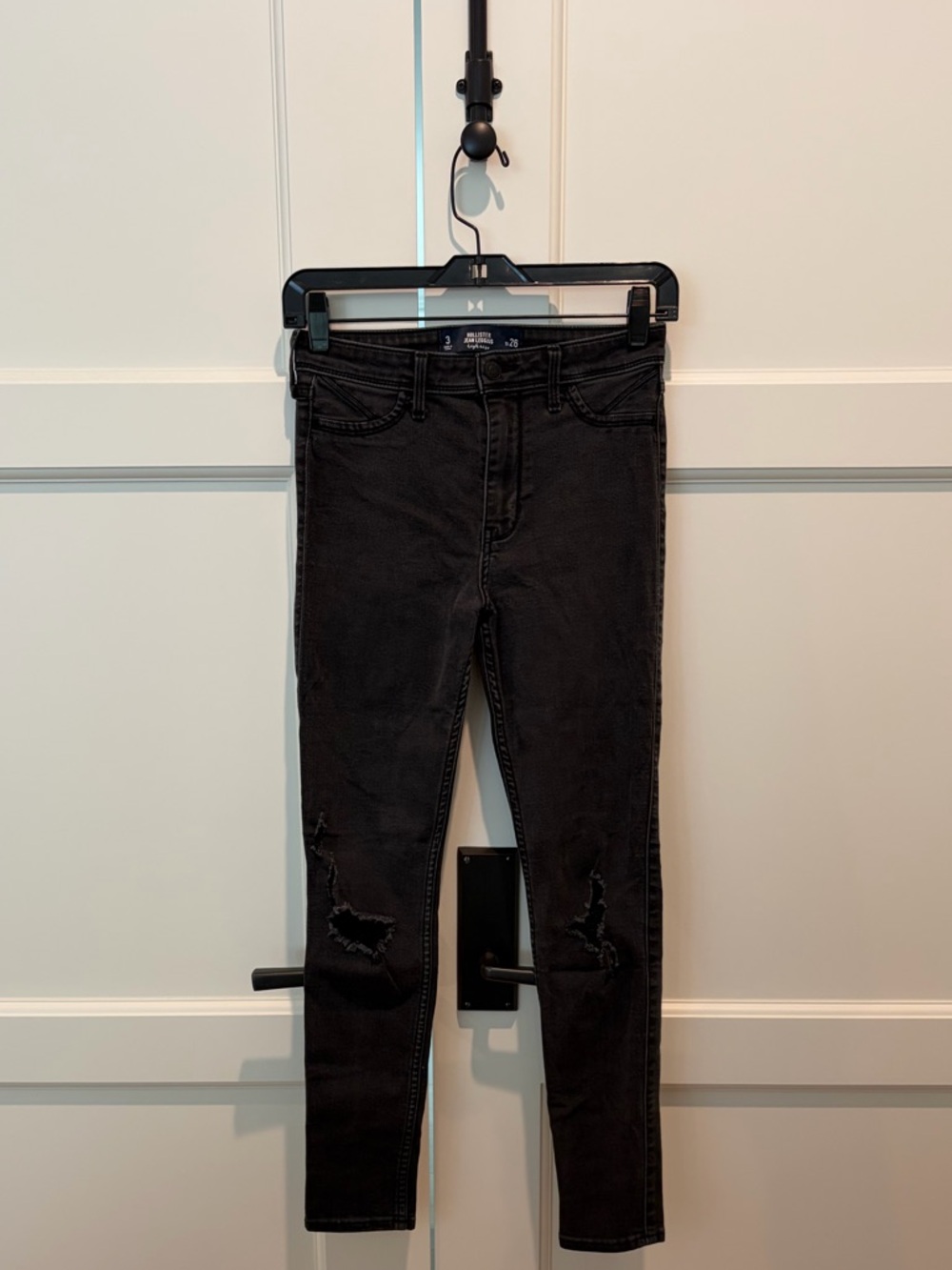 Hollister Black Ripped High Rise Jean Leggings Women’s Size 3 W26